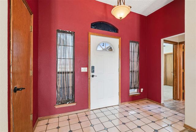 9036 Buttonwood Avenue, Oklahoma City, OK 73160