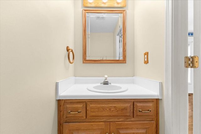 282 Four Seasons DR, Troutville, VA 24175