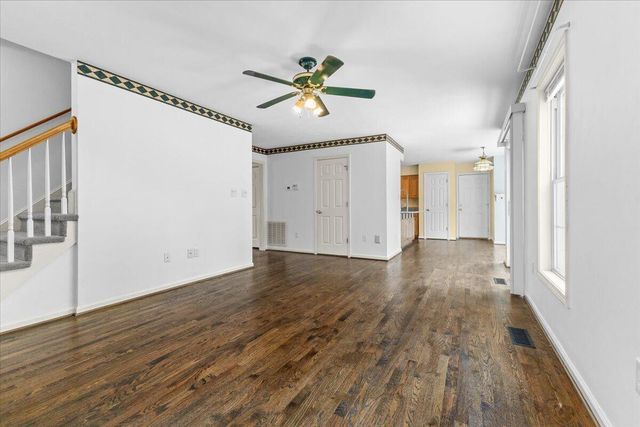 282 Four Seasons DR, Troutville, VA 24175