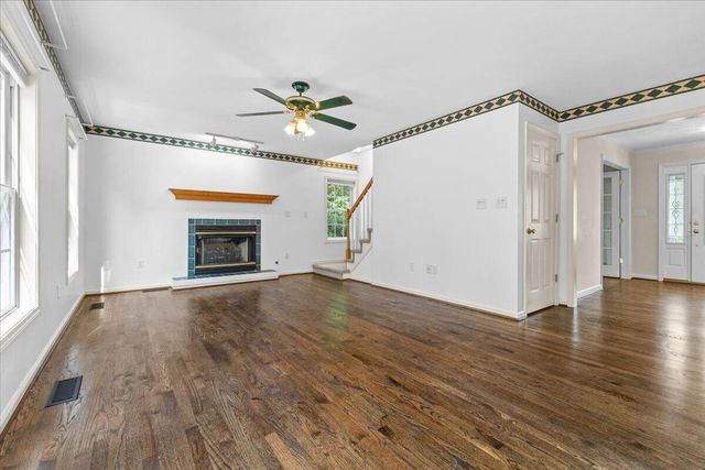 282 Four Seasons DR, Troutville, VA 24175