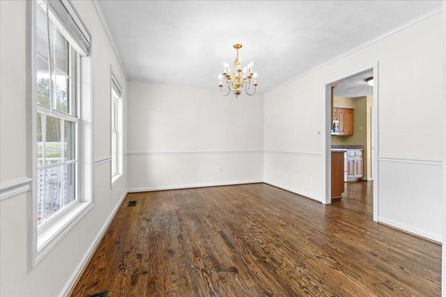 282 Four Seasons DR, Troutville, VA 24175