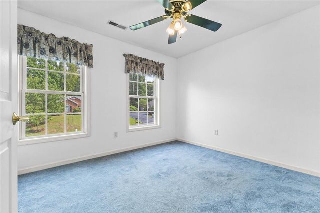 282 Four Seasons DR, Troutville, VA 24175
