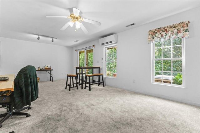 282 Four Seasons DR, Troutville, VA 24175