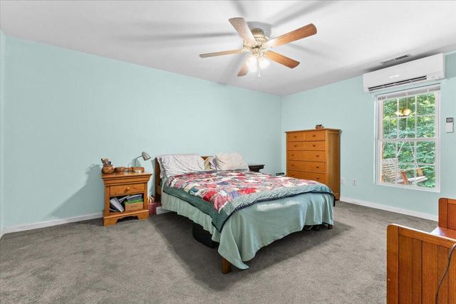282 Four Seasons DR, Troutville, VA 24175