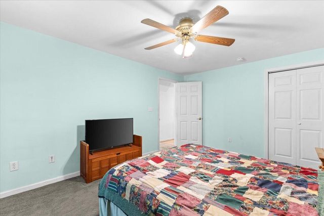 282 Four Seasons DR, Troutville, VA 24175