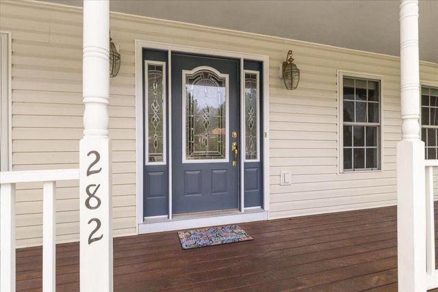 282 Four Seasons DR, Troutville, VA 24175