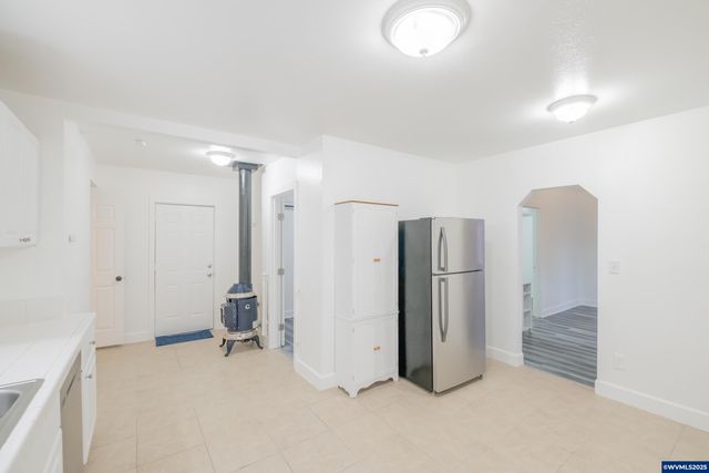 1810 Liberty St NE, Salem, OR 97301