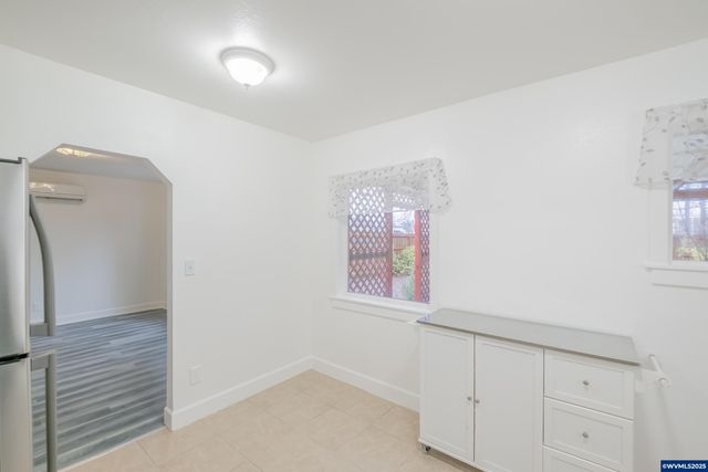 1810 Liberty St NE, Salem, OR 97301