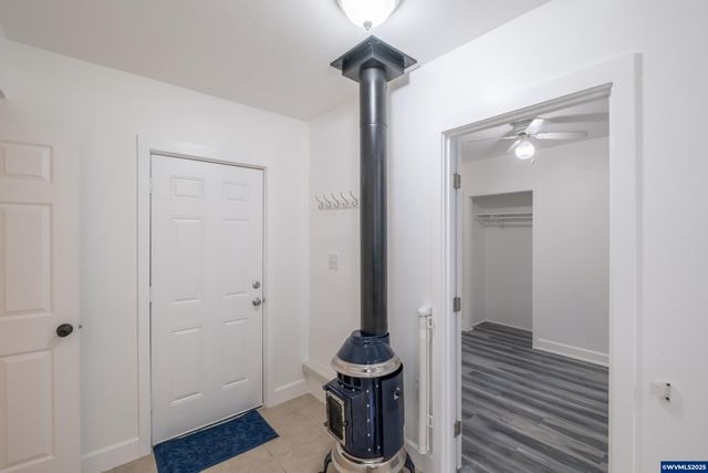 1810 Liberty St NE, Salem, OR 97301