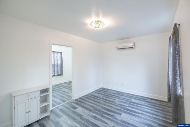 1810 Liberty St NE, Salem, OR 97301