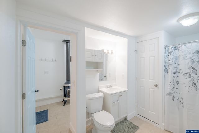 1810 Liberty St NE, Salem, OR 97301