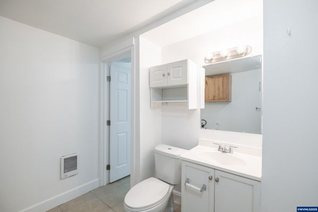 1810 Liberty St NE, Salem, OR 97301