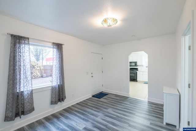 1810 Liberty St NE, Salem, OR 97301