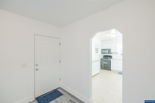 1810 Liberty St NE, Salem, OR 97301