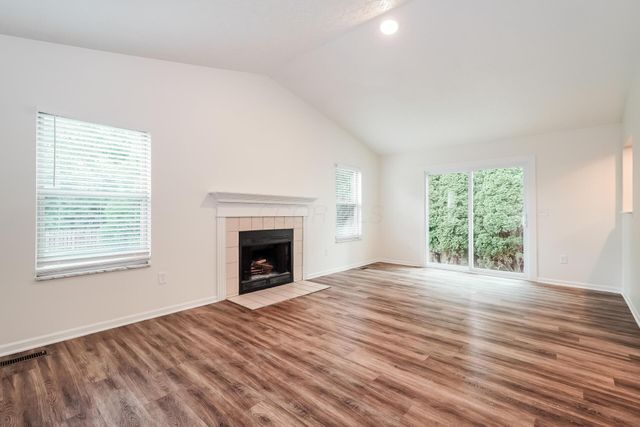 1915 Berwick Court, Delaware, OH 43015