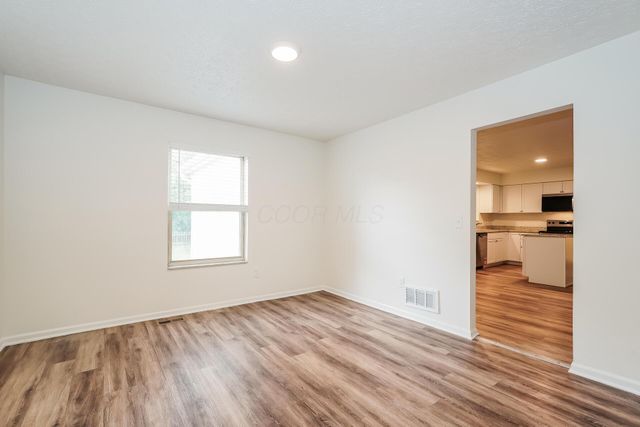1915 Berwick Court, Delaware, OH 43015
