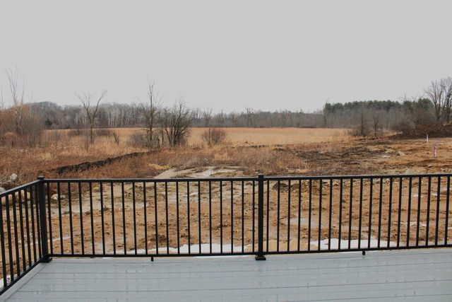 920 Drumlin DRIVE, Kewaskum, WI 53040