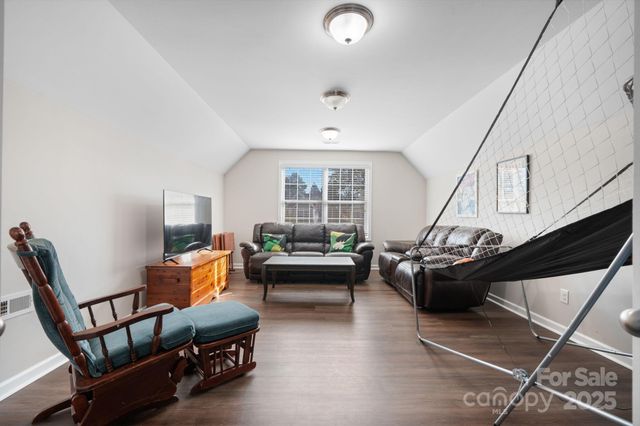 3976 Lake Breeze Drive, Sherrills Ford, NC 28673