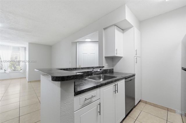 2846 S University Dr 4104, Davie, FL 33328