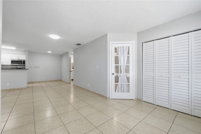 2846 S University Dr 4104, Davie, FL 33328