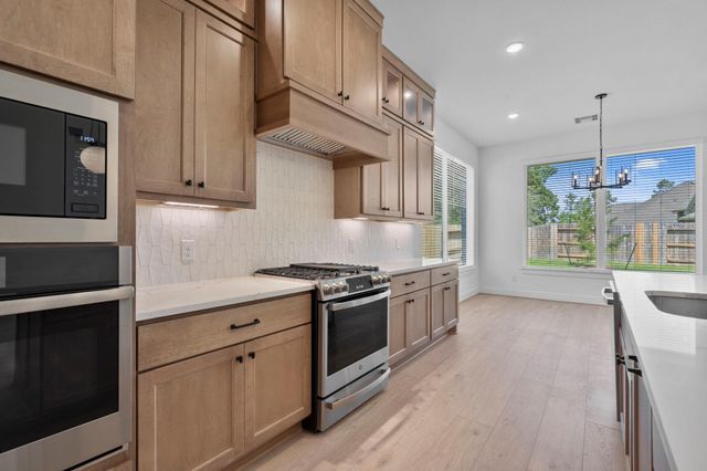 16025 Mahogany Mist Drive, Conroe, TX 77302