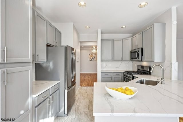 45 Loft Dr, Bridgewater Twp., NJ 08836