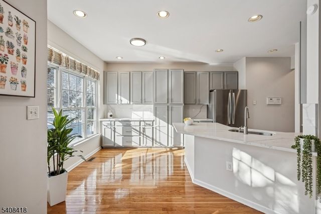 45 Loft Dr, Bridgewater Twp., NJ 08836