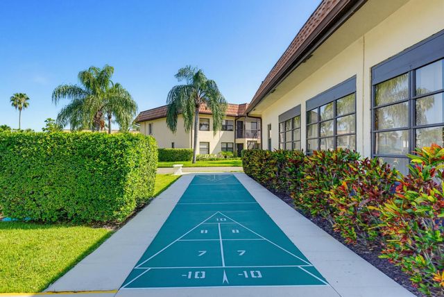 7245 Golf Colony Court 204, Lake Worth, FL 33467