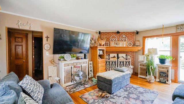 2450 AVENUE I, Council Bluffs, IA 51501