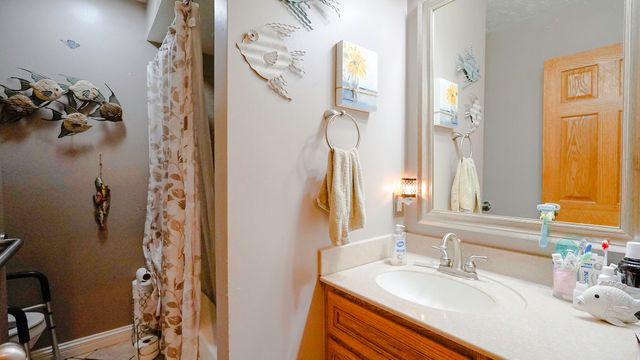 2450 AVENUE I, Council Bluffs, IA 51501