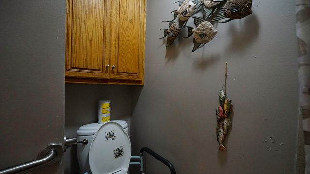 2450 AVENUE I, Council Bluffs, IA 51501