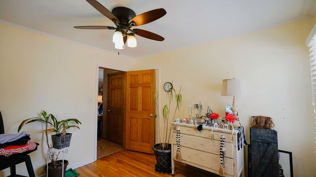 2450 AVENUE I, Council Bluffs, IA 51501