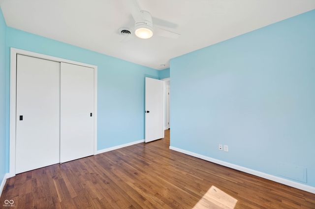 5483 E Karlsway Drive, Columbus, IN 47201