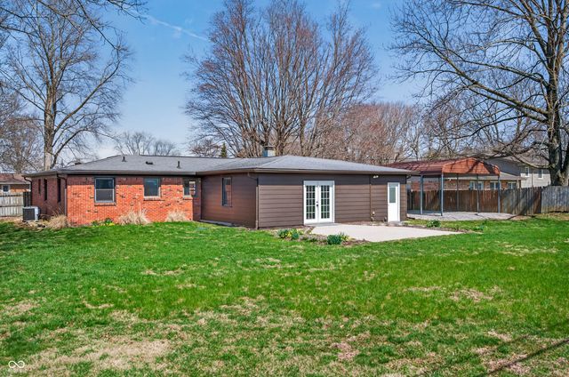 5483 E Karlsway Drive, Columbus, IN 47201