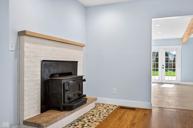 5483 E Karlsway Drive, Columbus, IN 47201