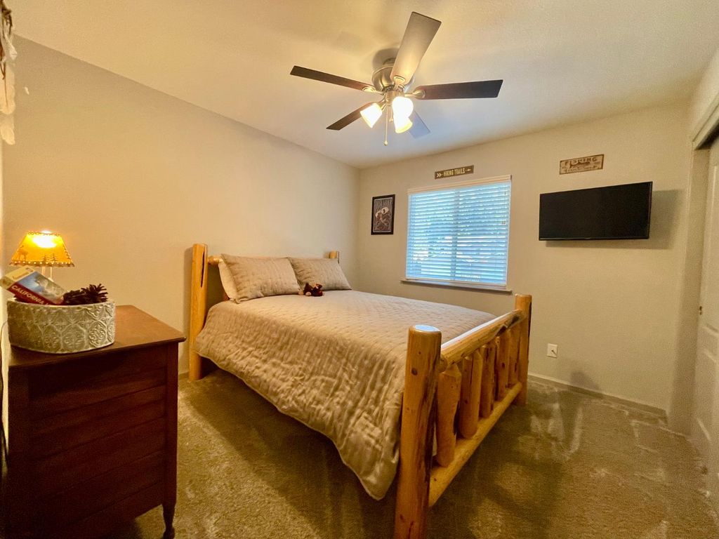 Image 20 of property listing at 40501 Road 222 # 103, Bass Lake, CA 93604