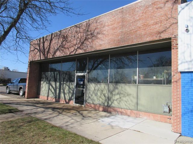 1814 Eureka Road, Wyandotte, MI 48192