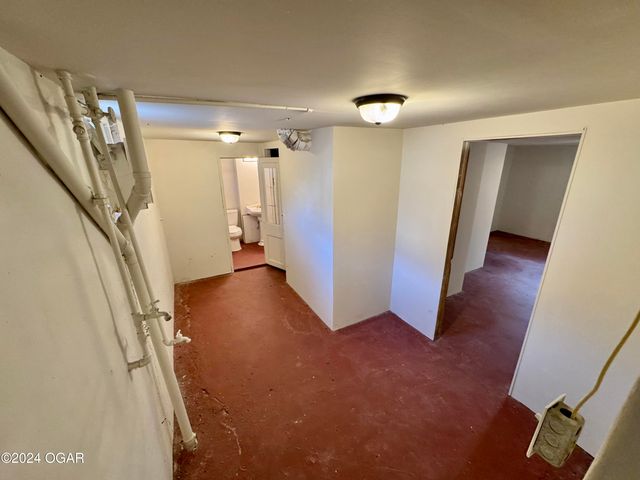 2922 S Main Street, Joplin, MO 64804