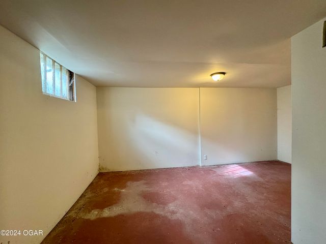 2922 S Main Street, Joplin, MO 64804