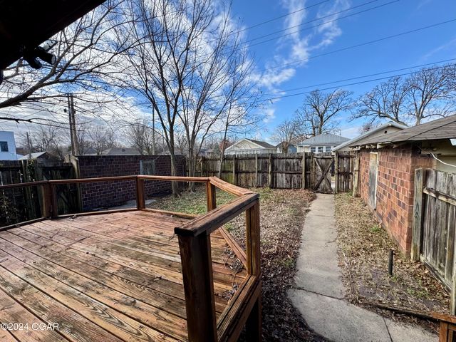 2922 S Main Street, Joplin, MO 64804