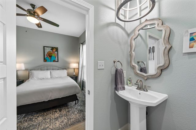 706 S 9th Street, Waco, TX 76706