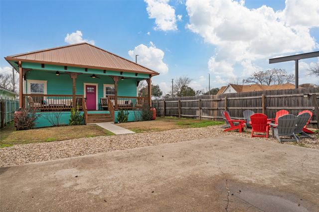 706 S 9th Street, Waco, TX 76706