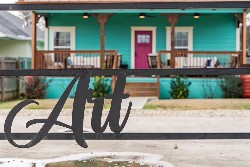 706 S 9th Street, Waco, TX 76706