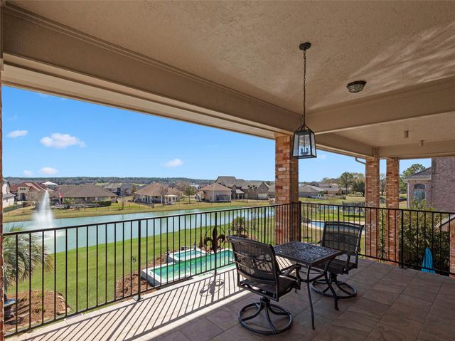 10896 Dauphine Street, Willis, TX 77318