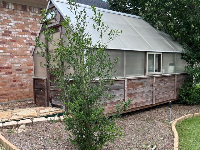 10896 Dauphine Street, Willis, TX 77318