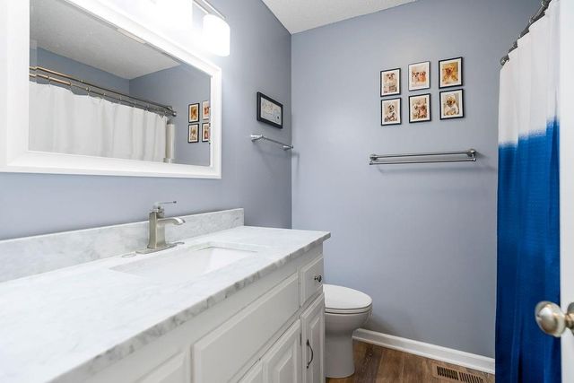 301 Porter Drive, Smithville, MO 64089