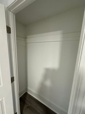 126 Lincoln St 1L, Worcester, MA 01602