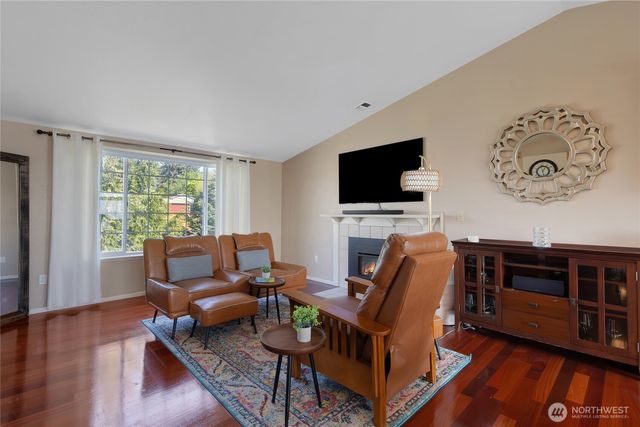 4402 30th Street NE, Tacoma, WA 98422