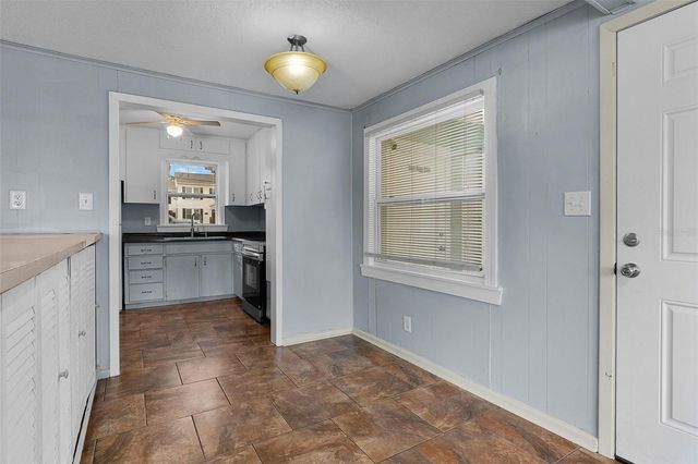 408 S 12TH STREET, Leesburg, FL 34748
