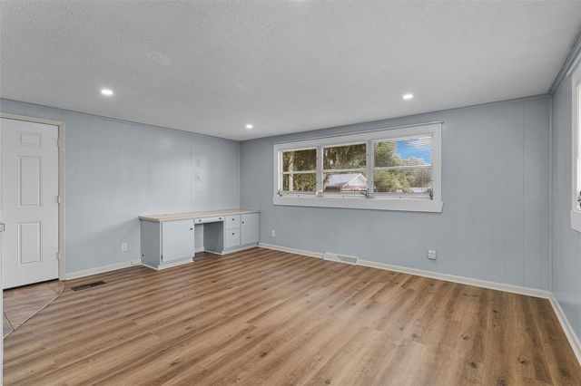 408 S 12TH STREET, Leesburg, FL 34748